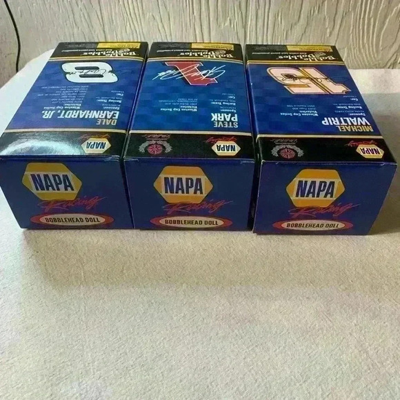 Nascar Bobble heads (set of 3) in pkgs, Dale Earnhardt, Steve Park, Michael Walt - Picture 5 of 12